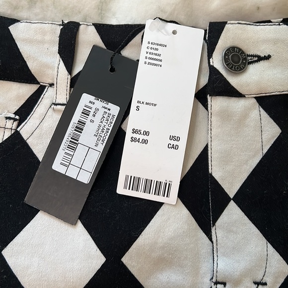 Motel mini skirt - Picture 3 of 3